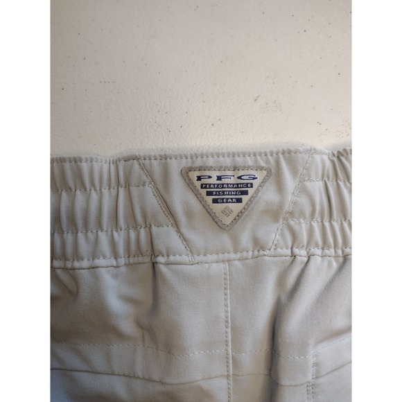 Columbia PFG Women's Size Medium Khaki Performance Fishing Shorts Elastic Waist - Picture 3 of 5